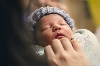 Zvýšení rodičovského příspěvku pro nově narozené děti, prodloužení náhradního výživného